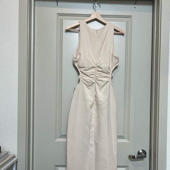 Zara Cut Out Dress - Picture 6 of 6